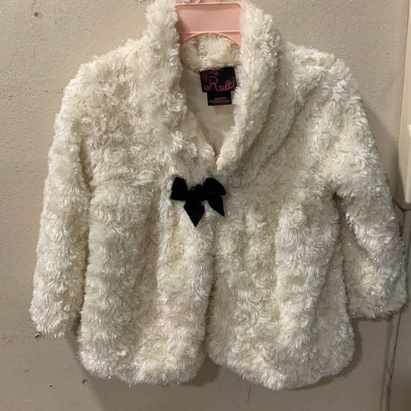 Girls, jacket or coat - Picture 1 of 7